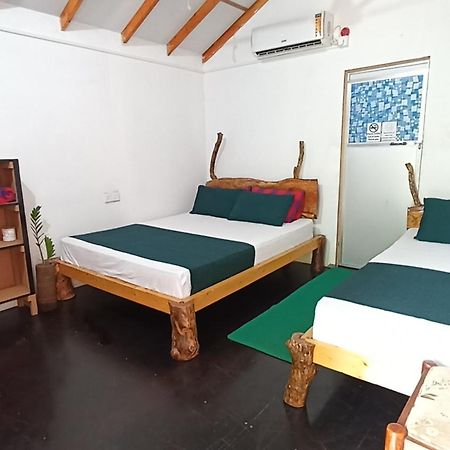 Nature Beach Huts Trincomalee Exterior foto